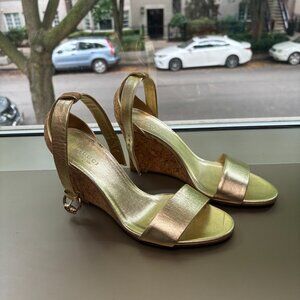 Gucci Gold Cork Wedge Shoes (Size US 7.5)